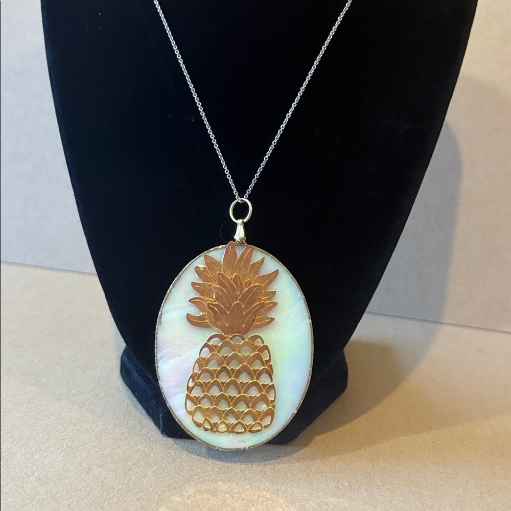 Pineapple π pendant